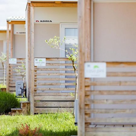 Premium Mobile Homes Istria - Camping Lanterna Porec - Luxury Mobilhome Bagian luar foto