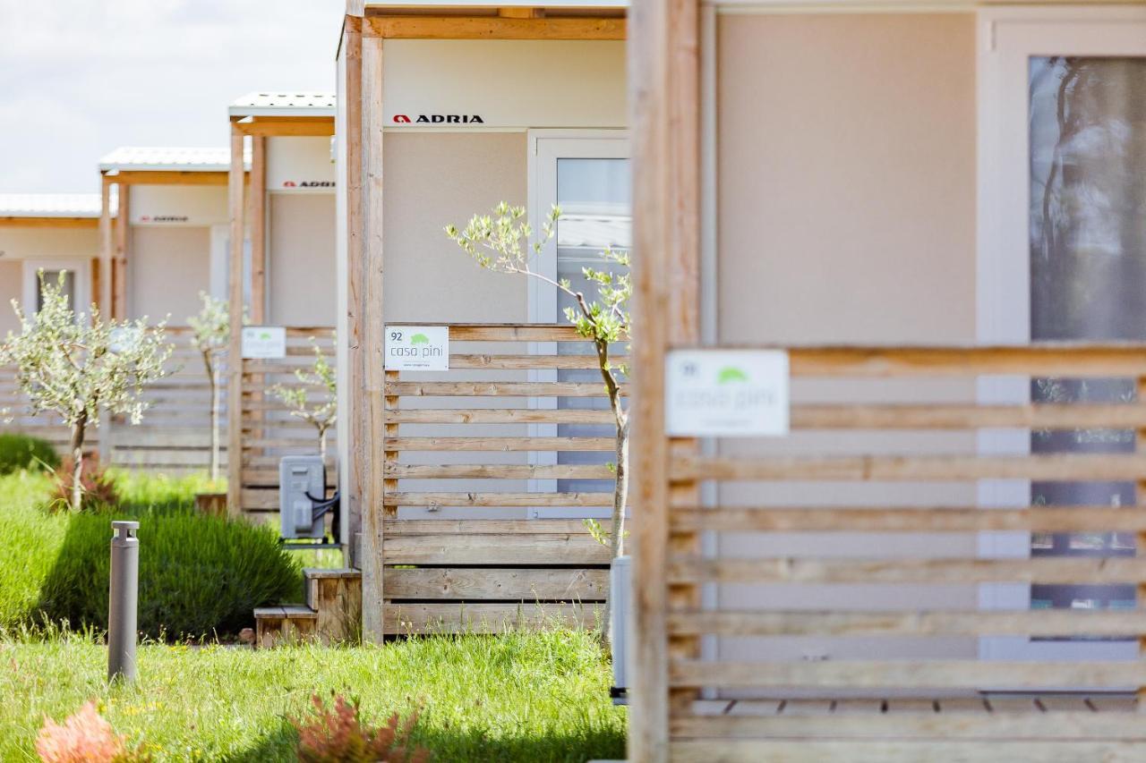 Premium Mobile Homes Istria - Camping Lanterna Porec - Luxury Mobilhome Bagian luar foto