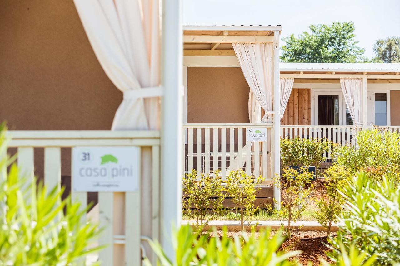 Premium Mobile Homes Istria - Camping Lanterna Porec - Luxury Mobilhome Bagian luar foto
