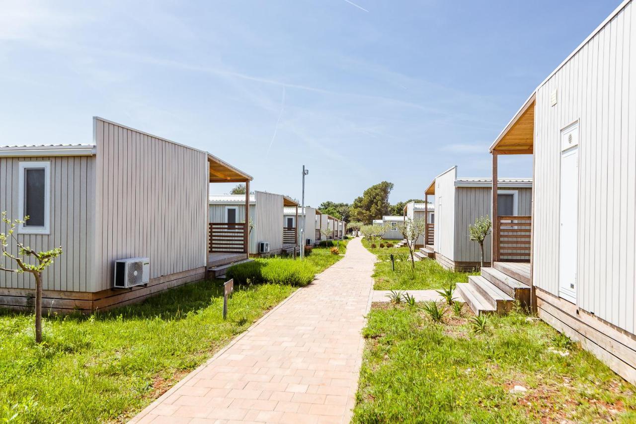 Premium Mobile Homes Istria - Camping Lanterna Porec - Luxury Mobilhome Bagian luar foto